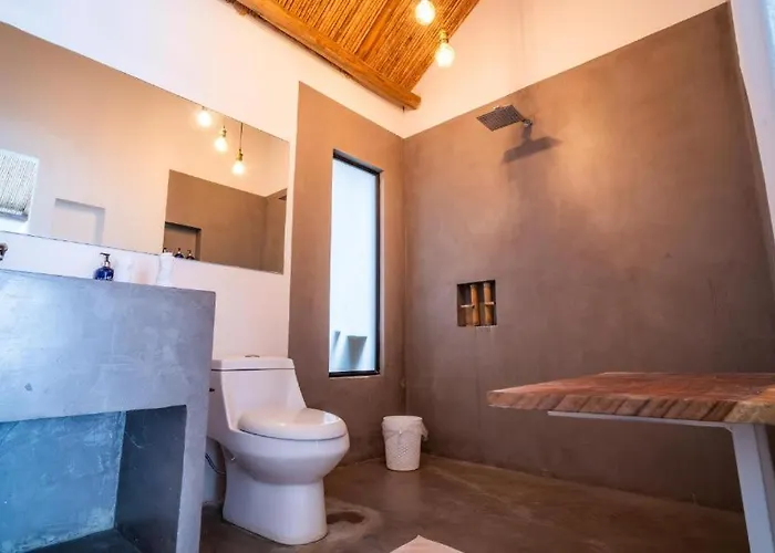 Curiol Boutique & Lounge Hotel