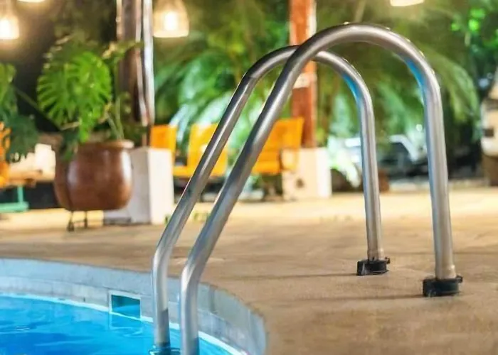 Hotel Curiol Boutique & Lounge