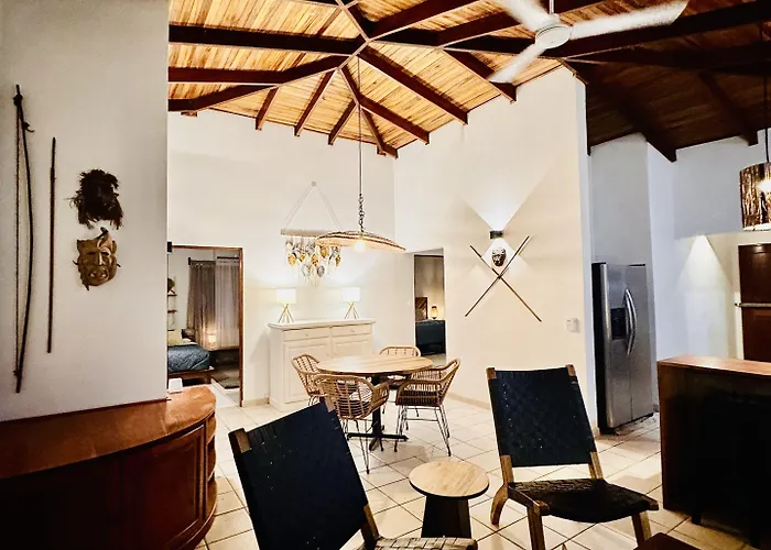 Hotel Curiol Boutique & Lounge 3*